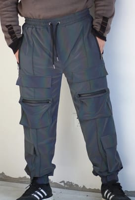 yH5BAEAAAAALAAAAAABAAEAAAIBRAA7 - 1